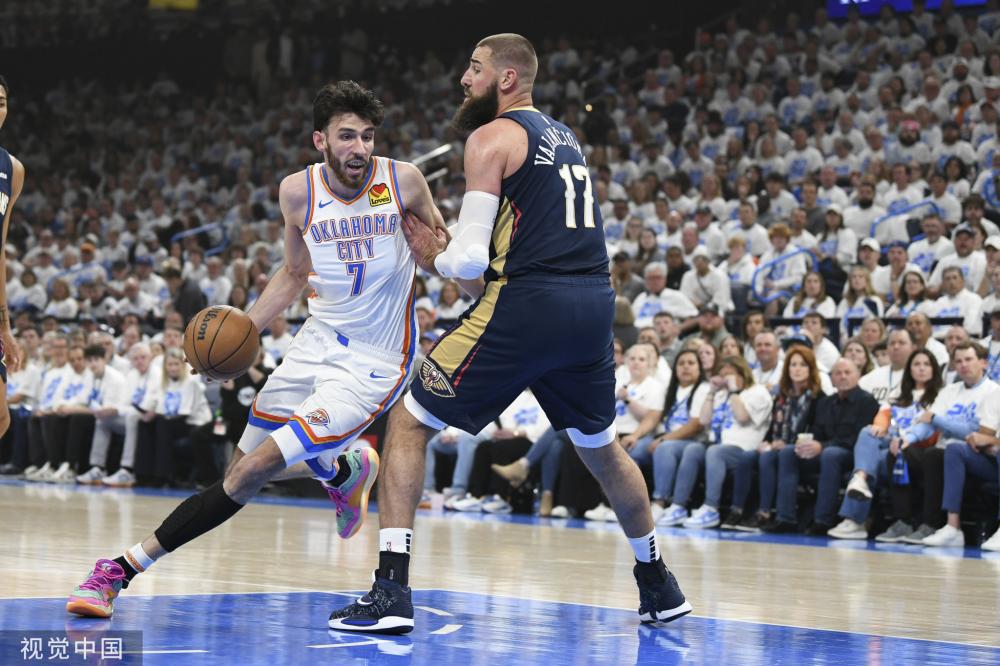 面上精心的 面上精心的