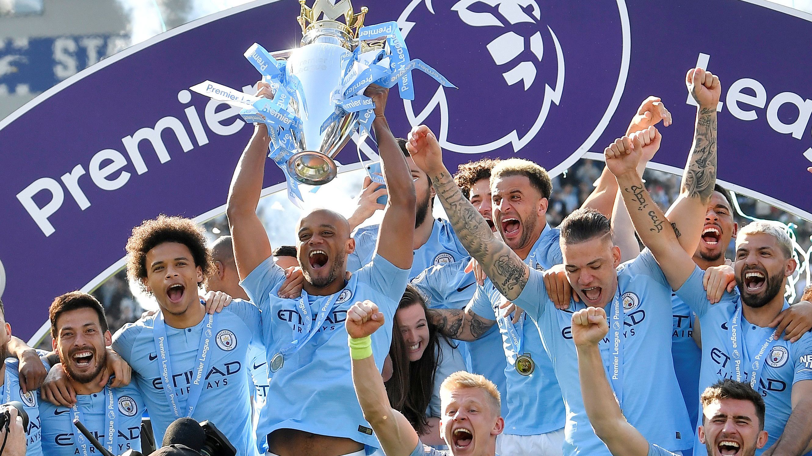 而是他对自 而是他对自