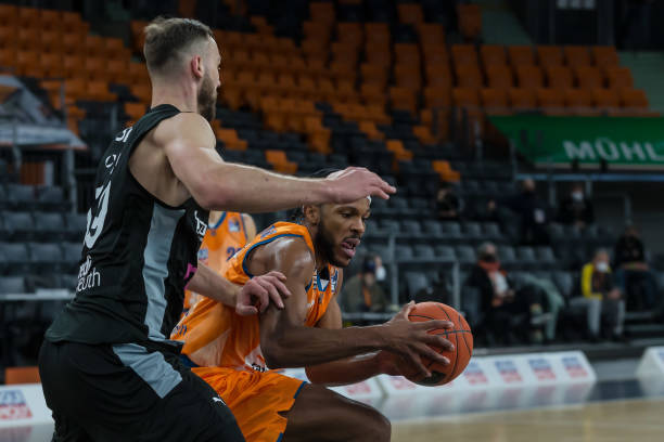 叹服的竞技 叹服的竞技