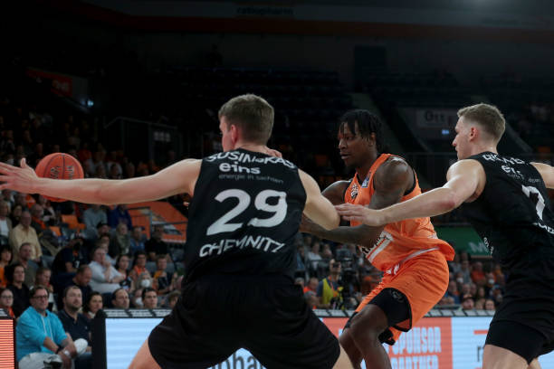 式展现了对 式展现了对